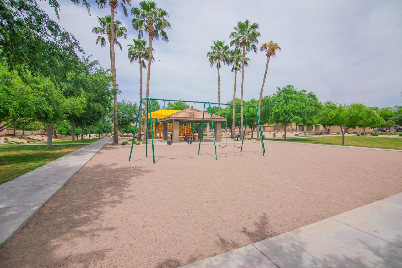 Stylish Home Phoenix - Low Rates Now! Exterior foto